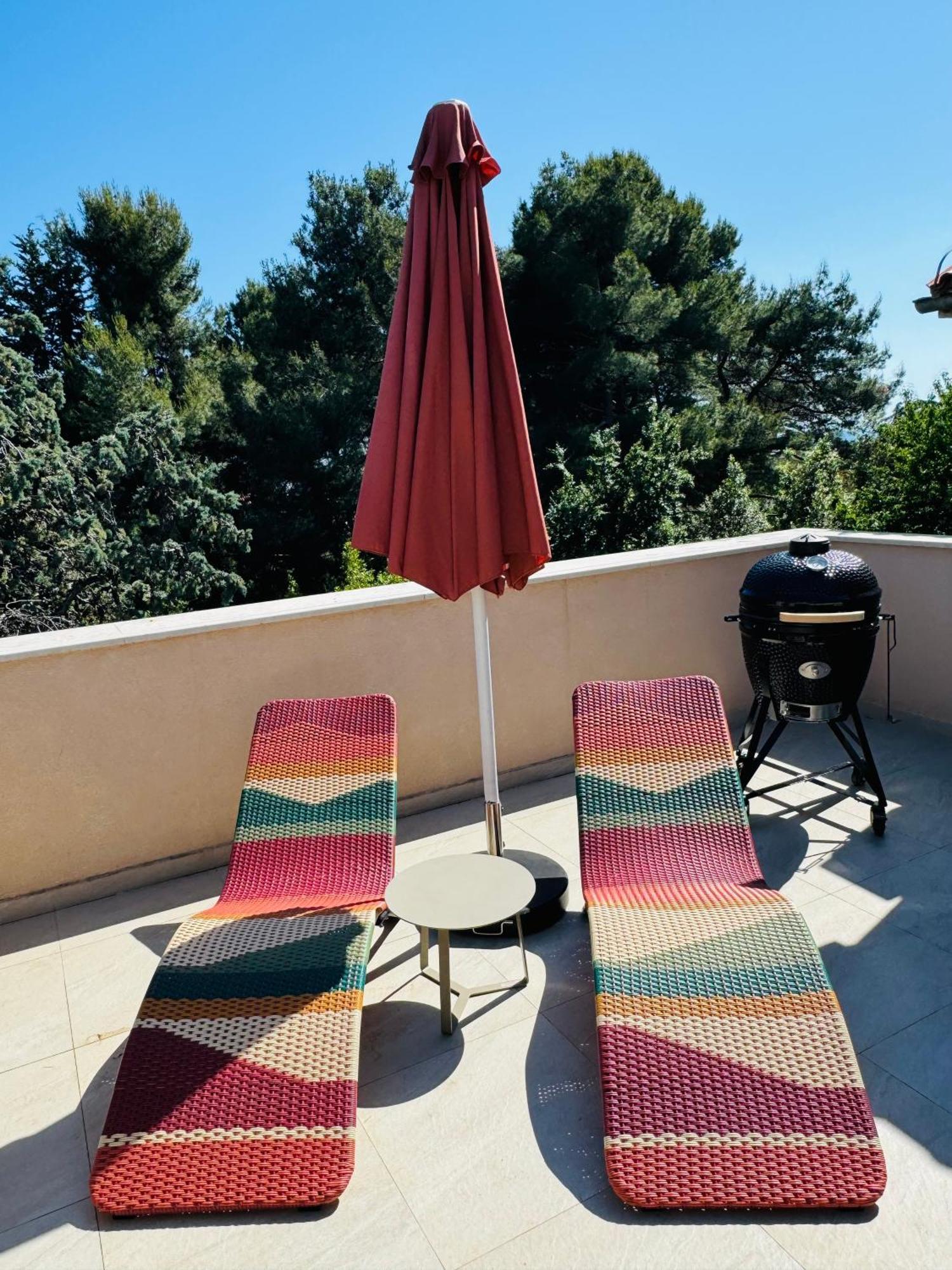 Just Renovated Stylish 2 Bedrooms Apartment Only A Few Steps From The Beach! Novigrad Istria Esterno foto